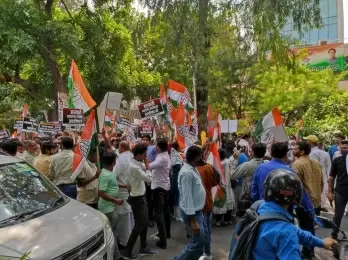 Youth Cong workers protest in Delhi over Lakhimpur Kheri violence